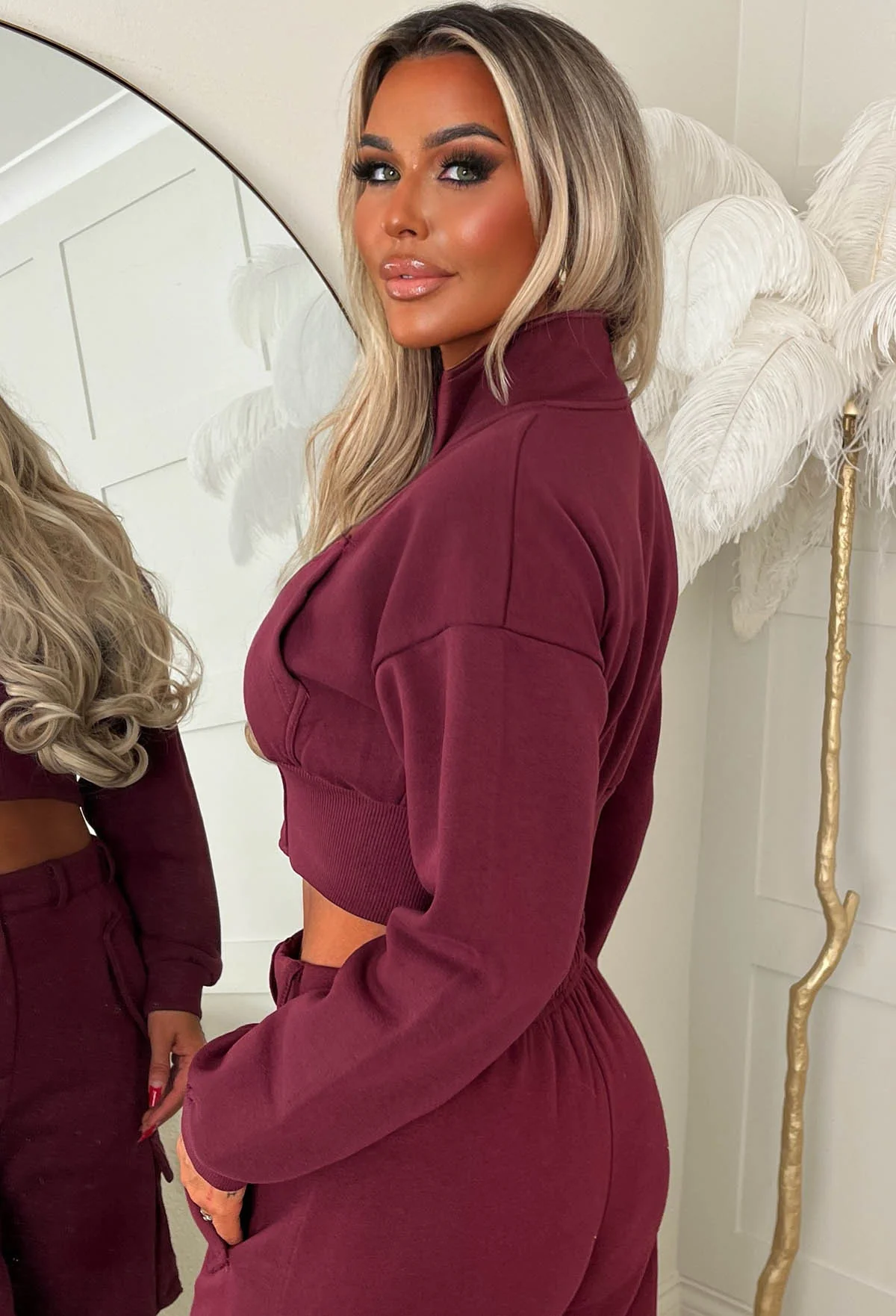 Airport Ready Burgundy Zipped Hoodie & Cargo Jogger Set - Image 4