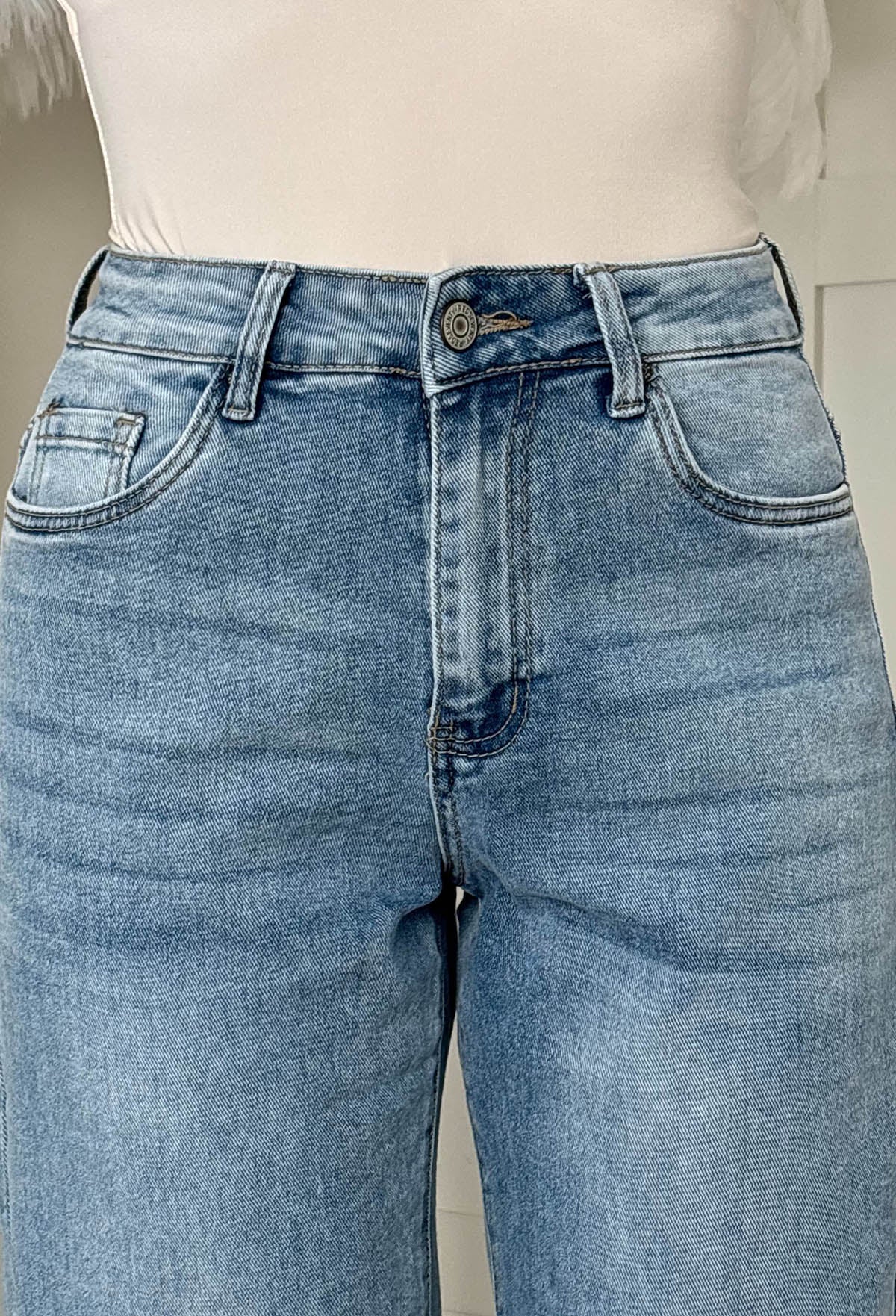 Betsy Light Wash Stretch Denim Belted Barrel Jeans - Image 4