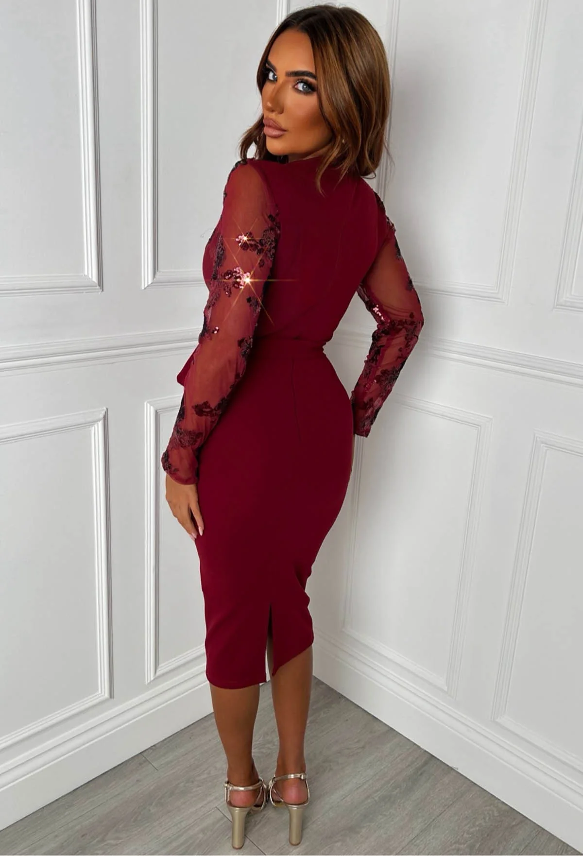 Celebrity Scandal Red Sequin Long Sleeve Midi Dress - Image 4