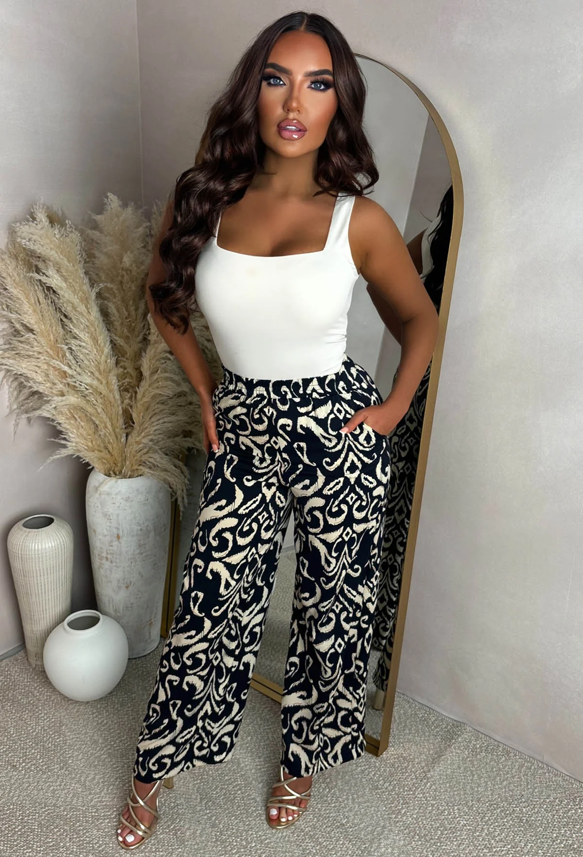 Escape Route Navy Printed Wide Leg Elasticated Trousers - Image 4