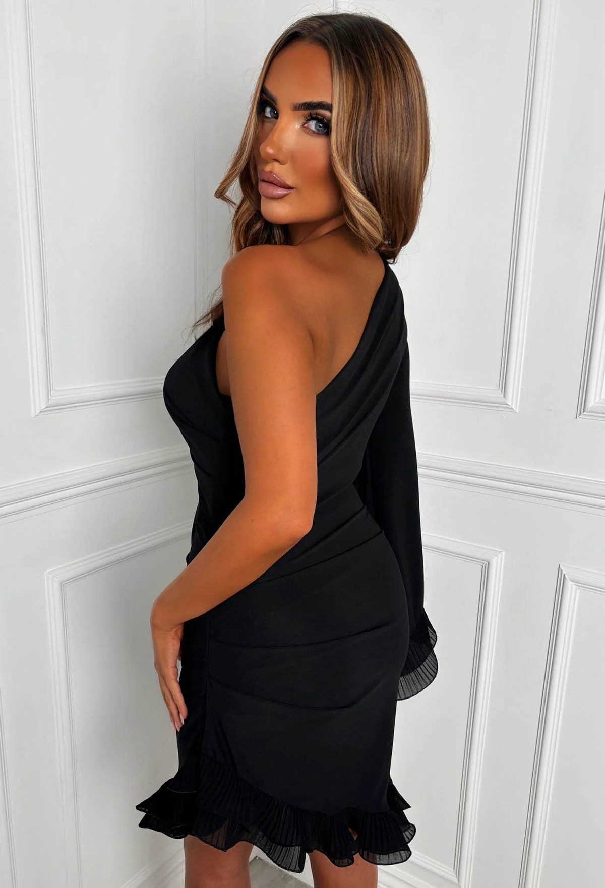 Frilled Senorita Black One Sleeve Ruched Frill Hem Mini Dress - Image 3