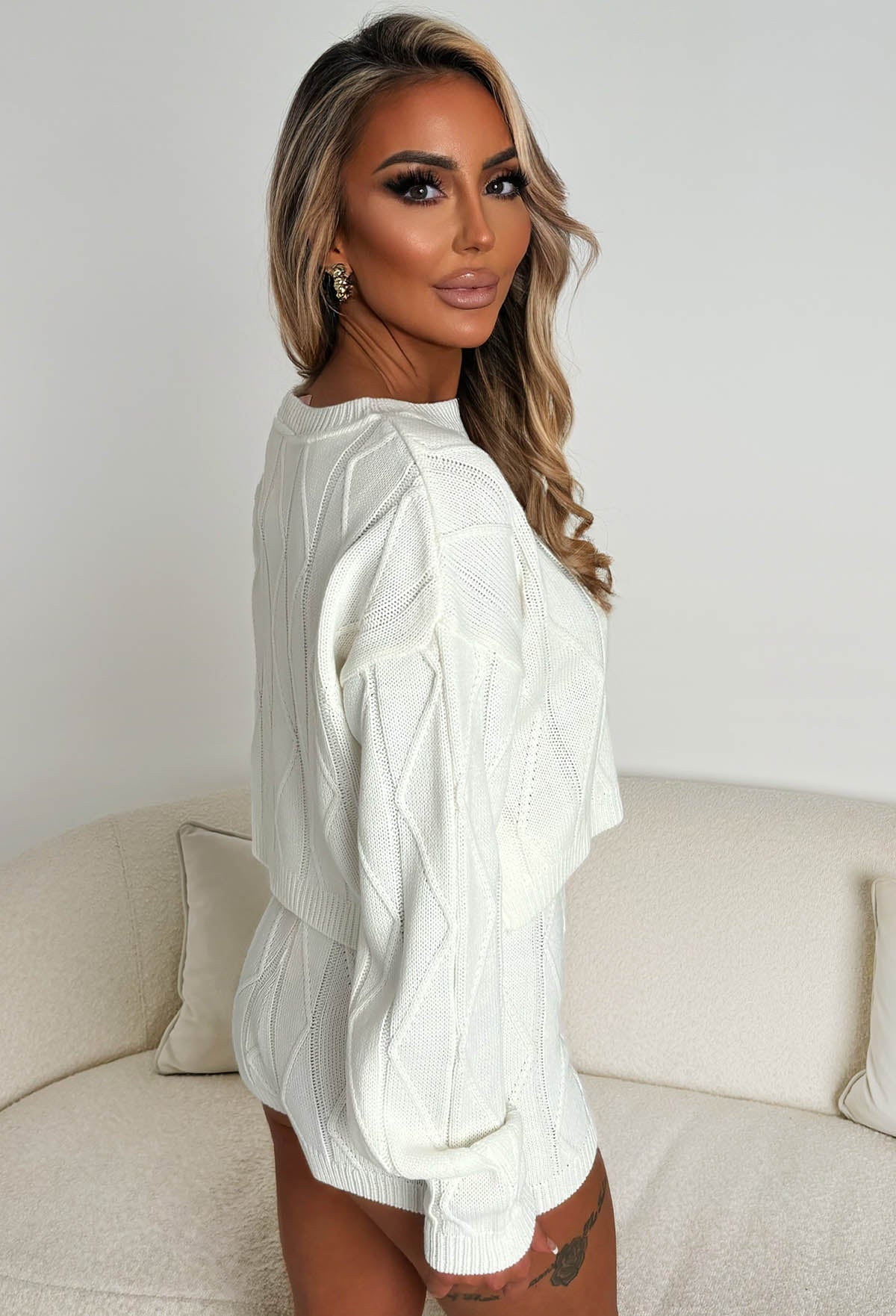 Gentle Tease Cream Knitted Lounge Jumper & Shorts Set - Image 2