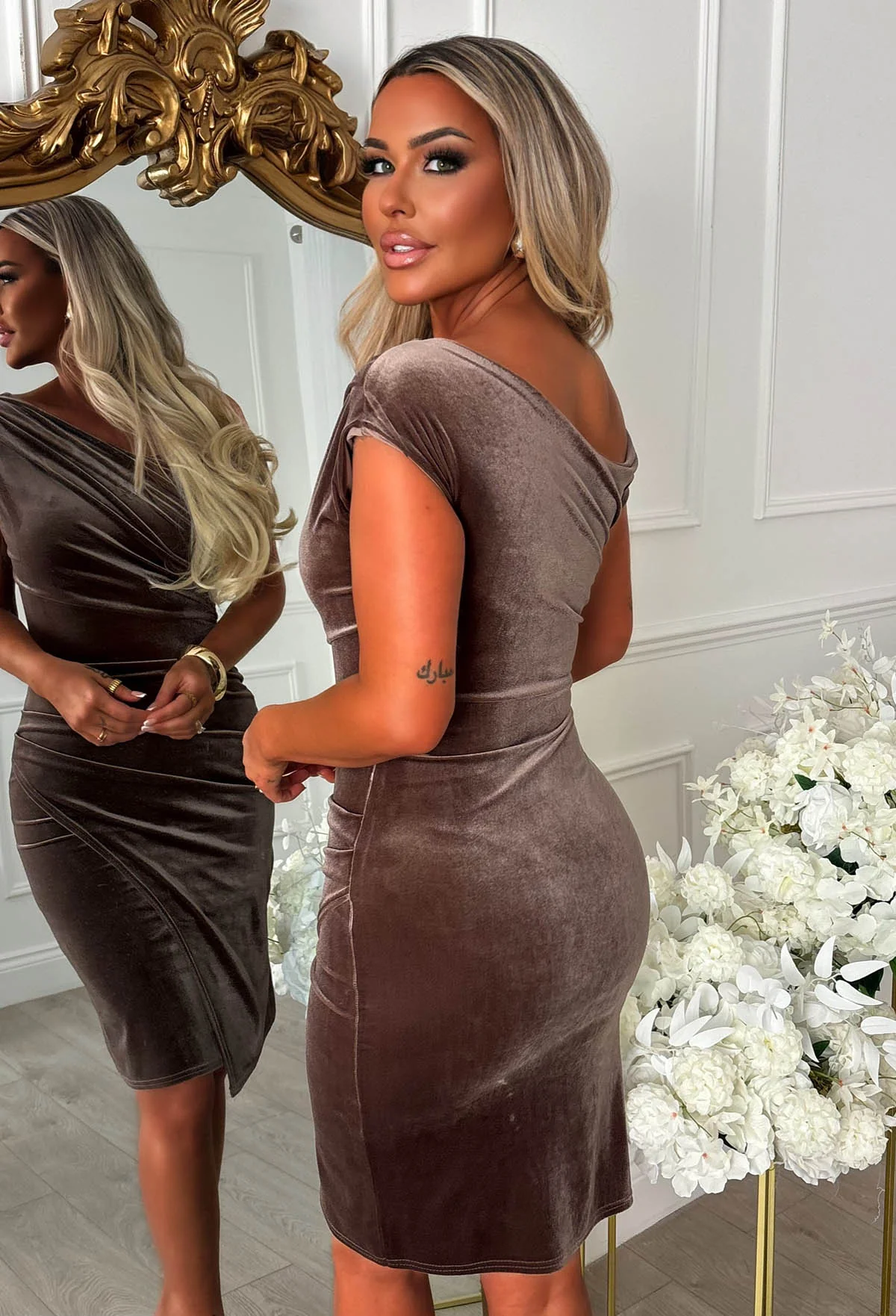 Stunning Sister Taupe Off The Shoulder Ruched Velvet Midi Dress - Image 3
